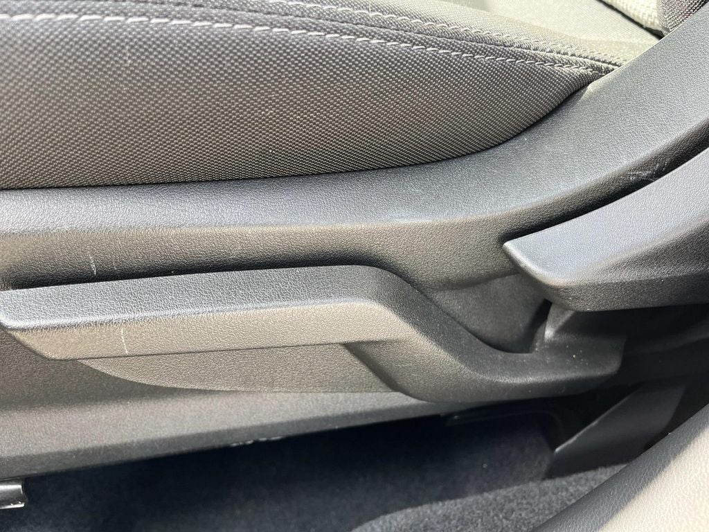 2023 Subaru Forester Base