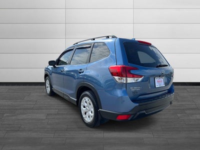 2023 Subaru Forester Base