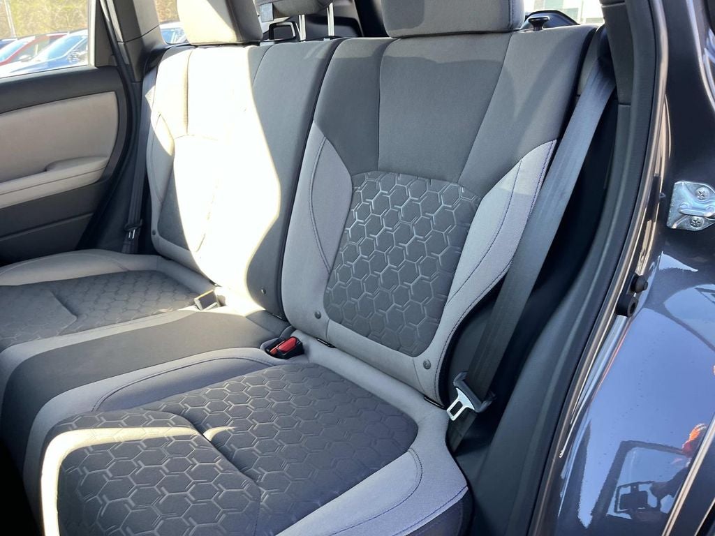 2025 Subaru Forester Base