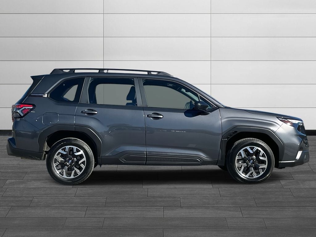 2025 Subaru Forester Base