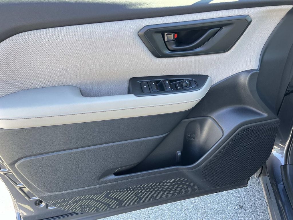 2025 Subaru Forester Base