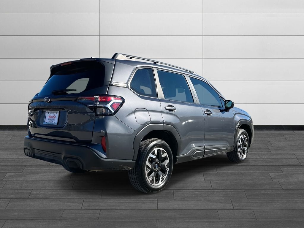 2025 Subaru Forester Base
