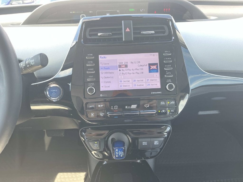 2022 Toyota Prius XLE