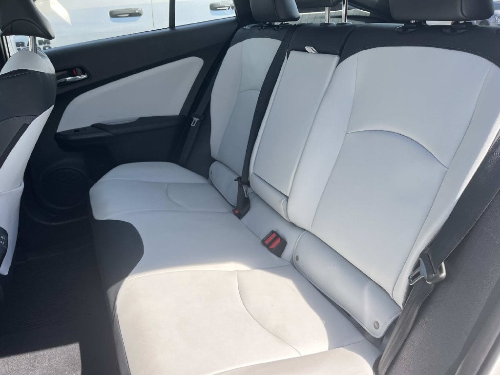 2022 Toyota Prius XLE