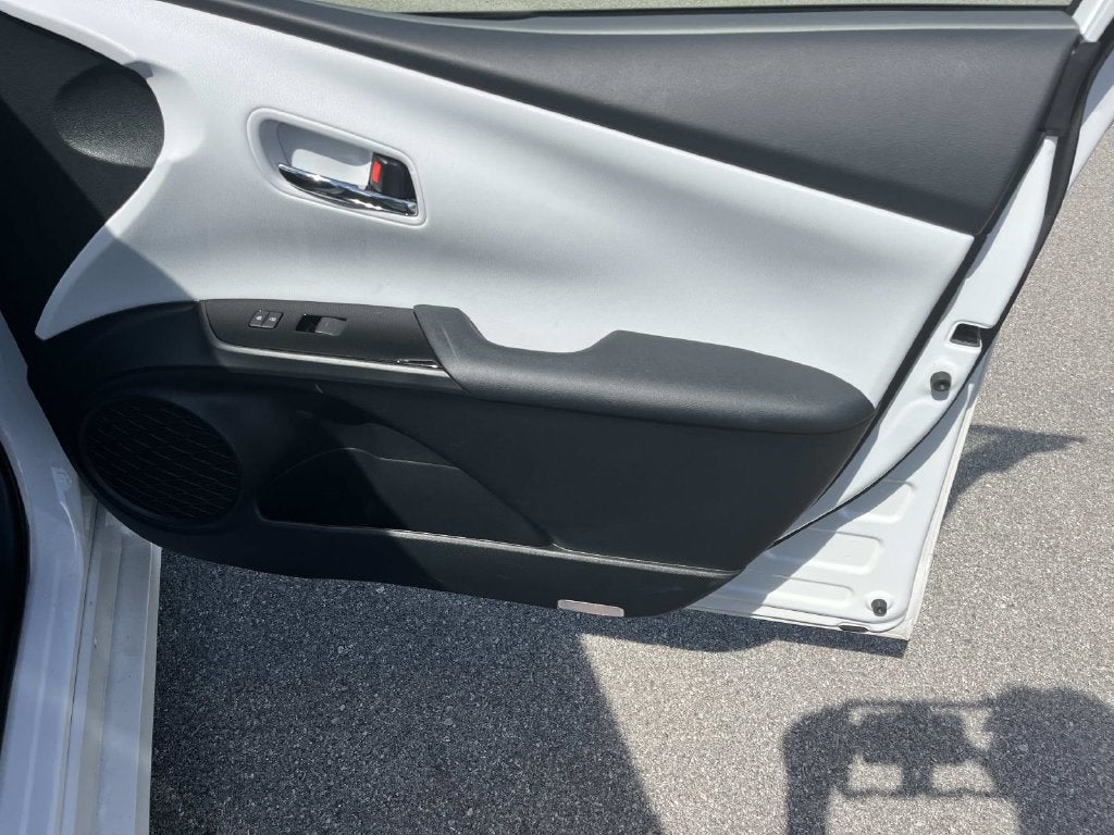 2022 Toyota Prius XLE