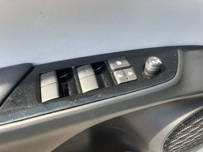 2022 Toyota Prius XLE