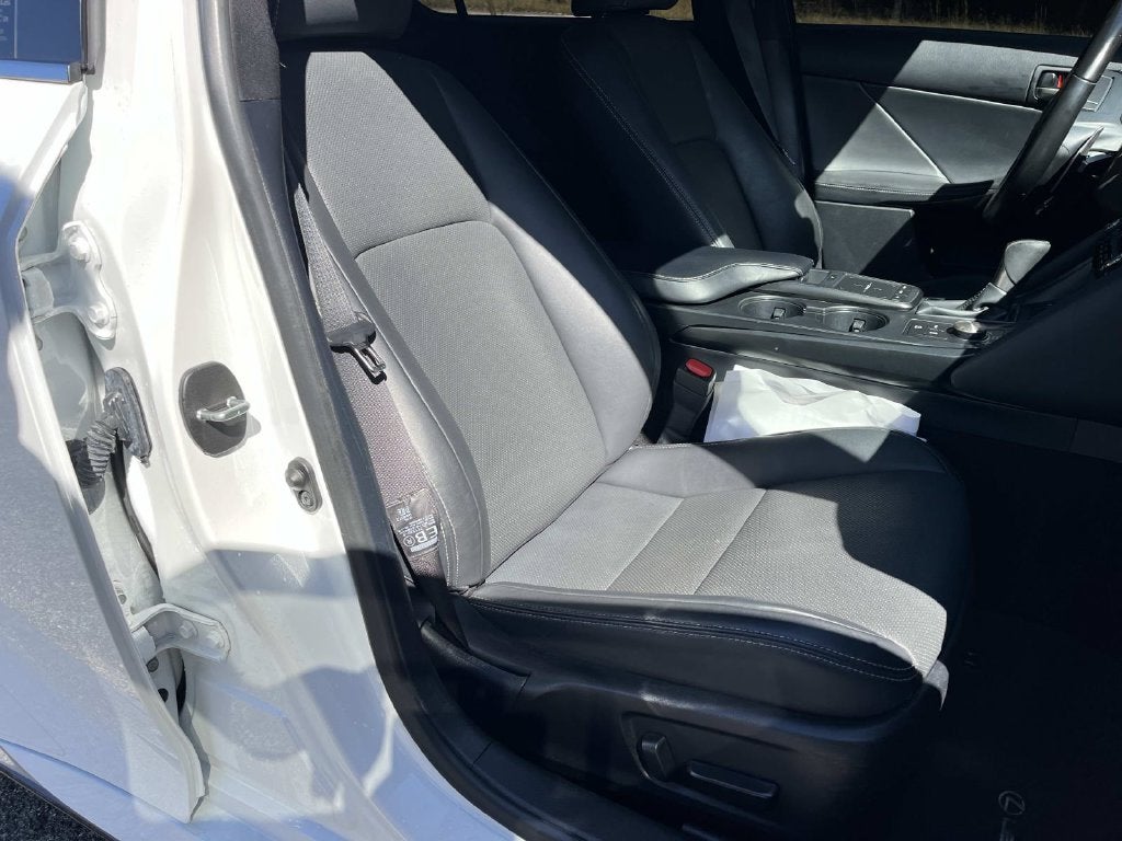 2024 Lexus IS 300 F-Sport