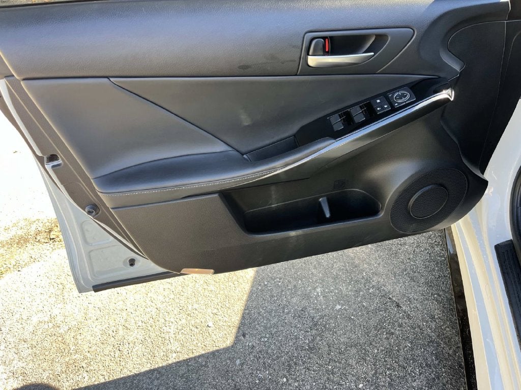 2024 Lexus IS 300 F-Sport