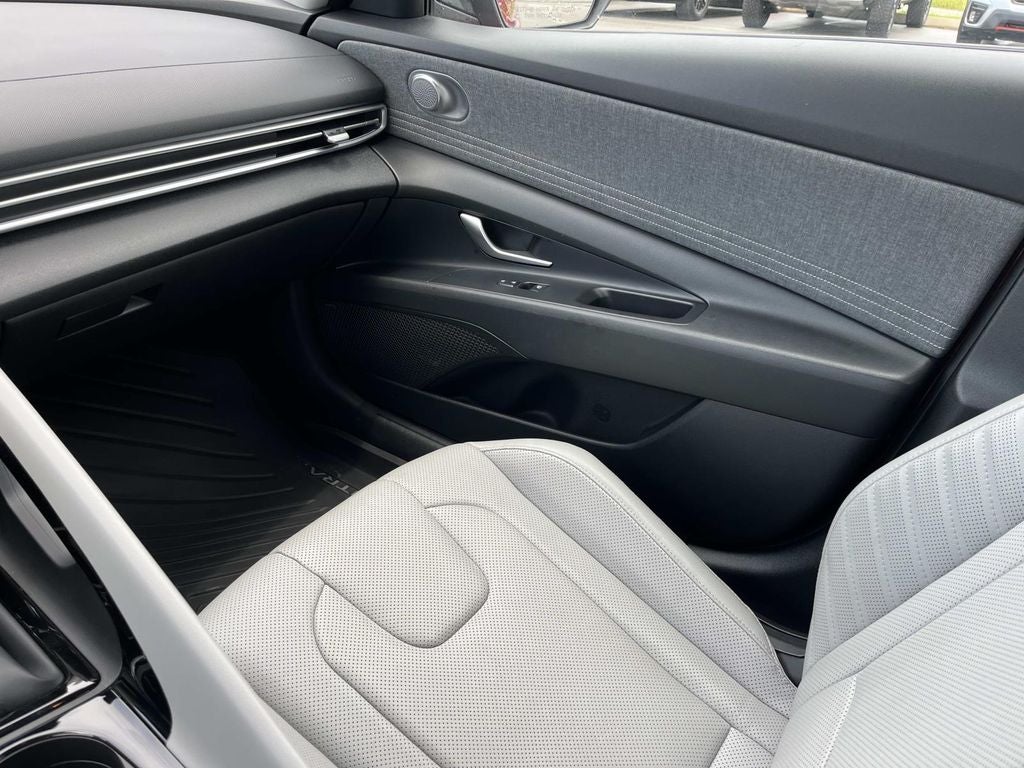2023 Hyundai Elantra Hybrid Limited