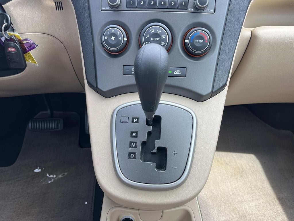 2009 Kia Rondo LX