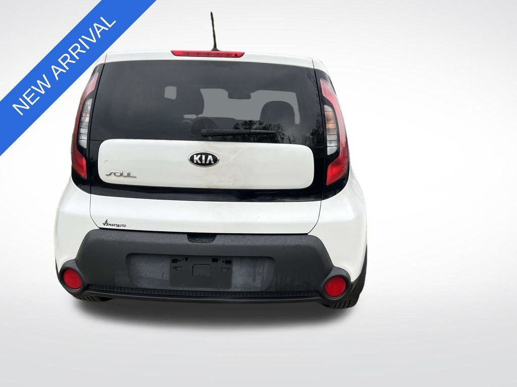2016 Kia Soul Base