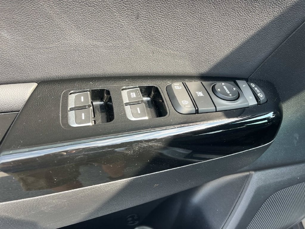 2022 Kia Sportage Nightfall
