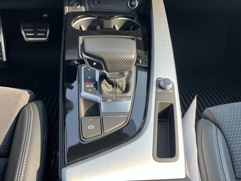 2023 Audi A4 45 S line Premium Plus quattro