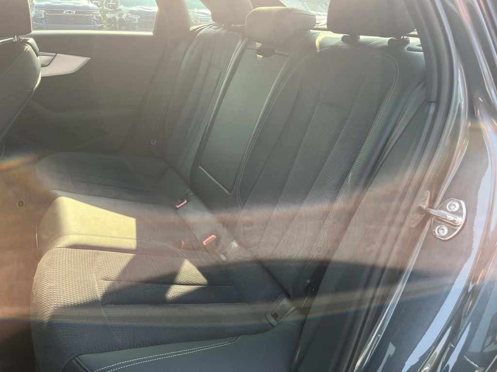 2023 Audi A4 45 S line Premium Plus quattro