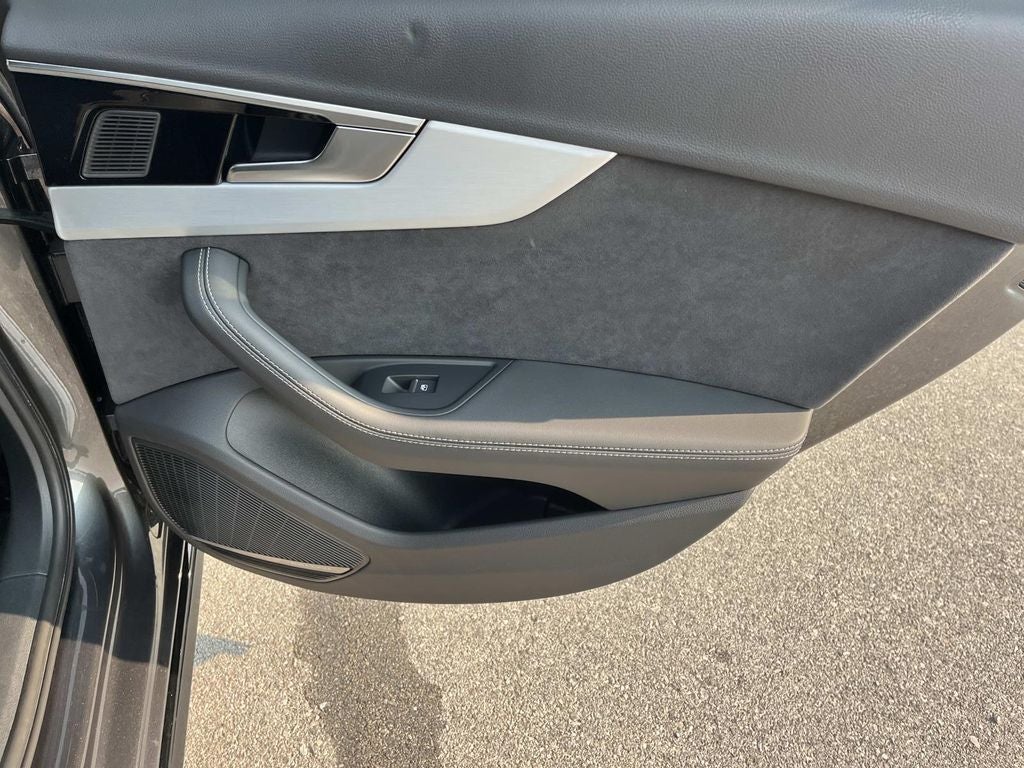 2023 Audi A4 45 S line Premium Plus quattro