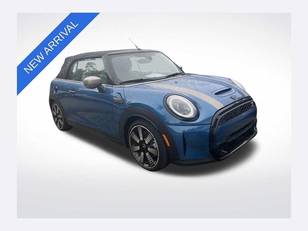 2024 MINI Cooper S Iconic