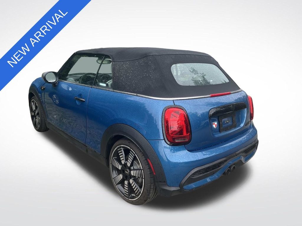 2024 MINI Cooper S Iconic