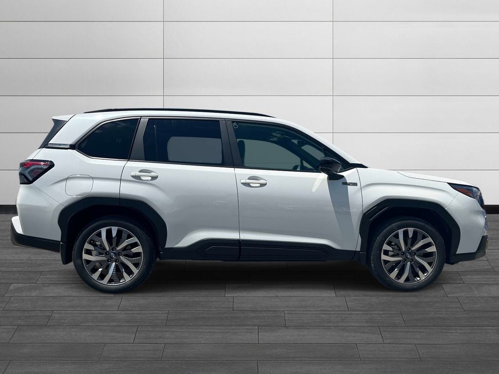 2026 Subaru FORESTER Touring Hybrid