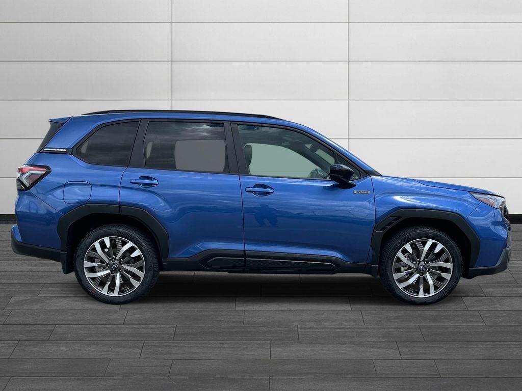 2026 Subaru FORESTER Touring Hybrid