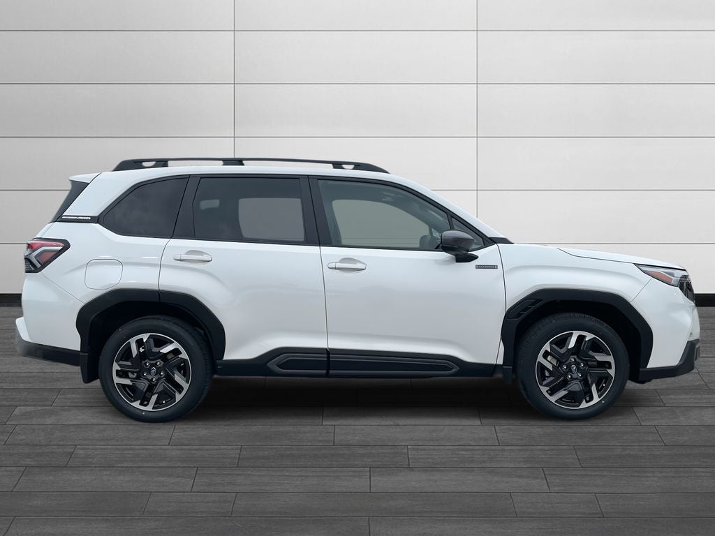 2025 Subaru FORESTER Limited Hybrid