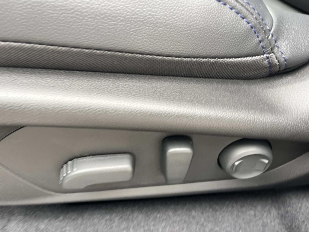 2025 Subaru FORESTER Limited Hybrid