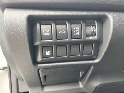 2025 Subaru FORESTER Limited Hybrid