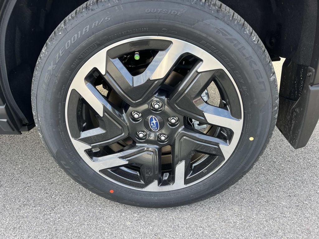 2025 Subaru FORESTER Limited Hybrid