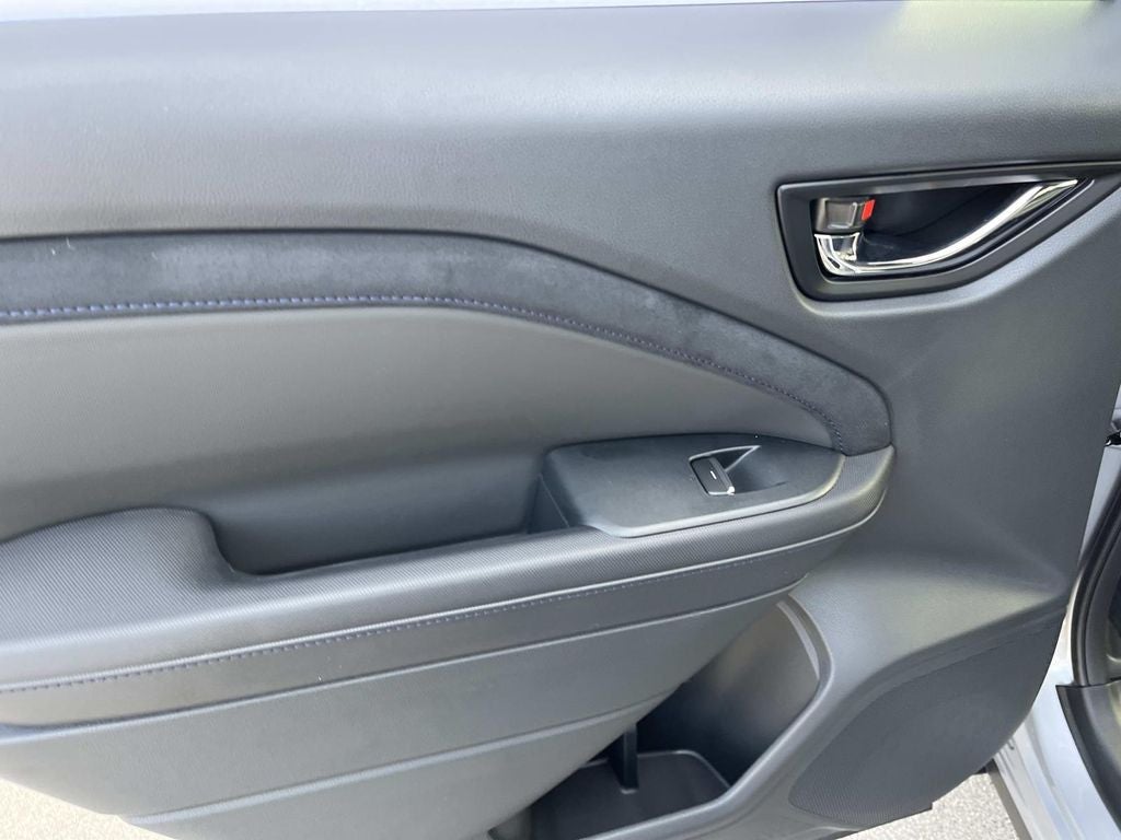 2025 Subaru FORESTER Limited Hybrid