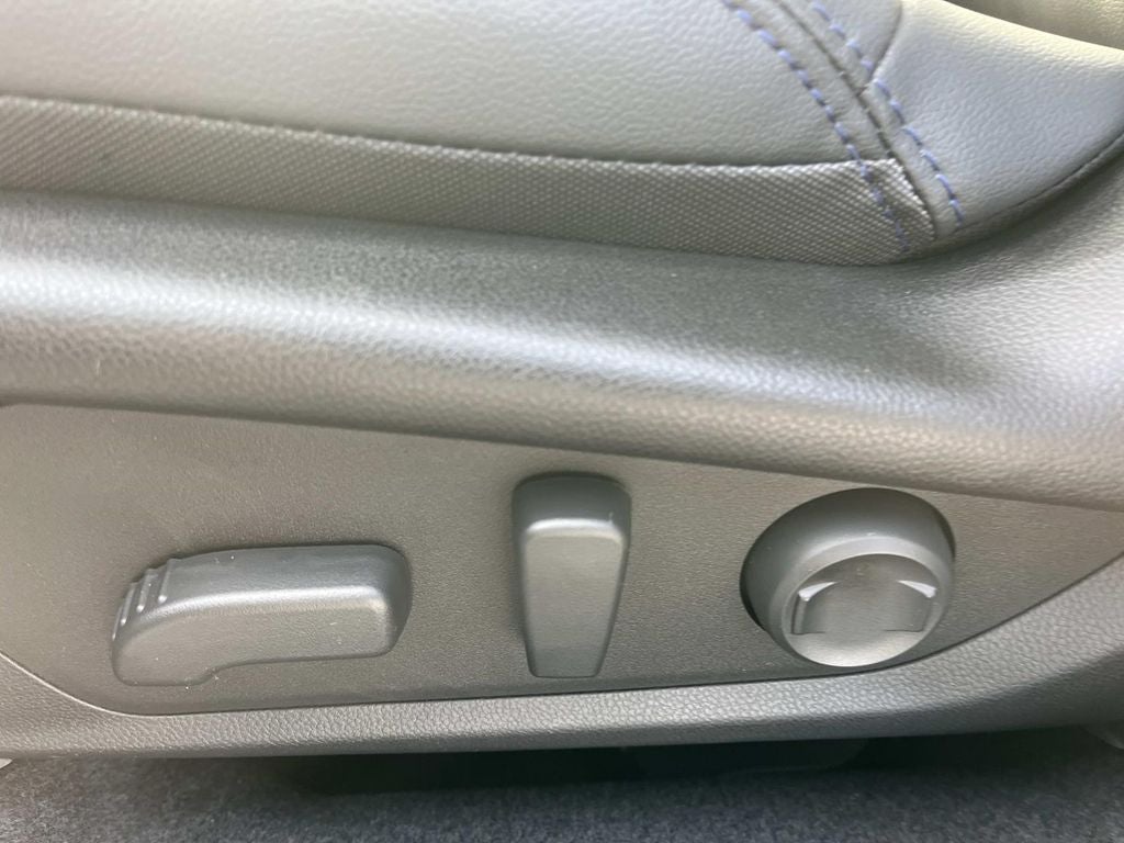 2025 Subaru FORESTER Limited Hybrid