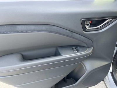 2025 Subaru FORESTER Limited Hybrid