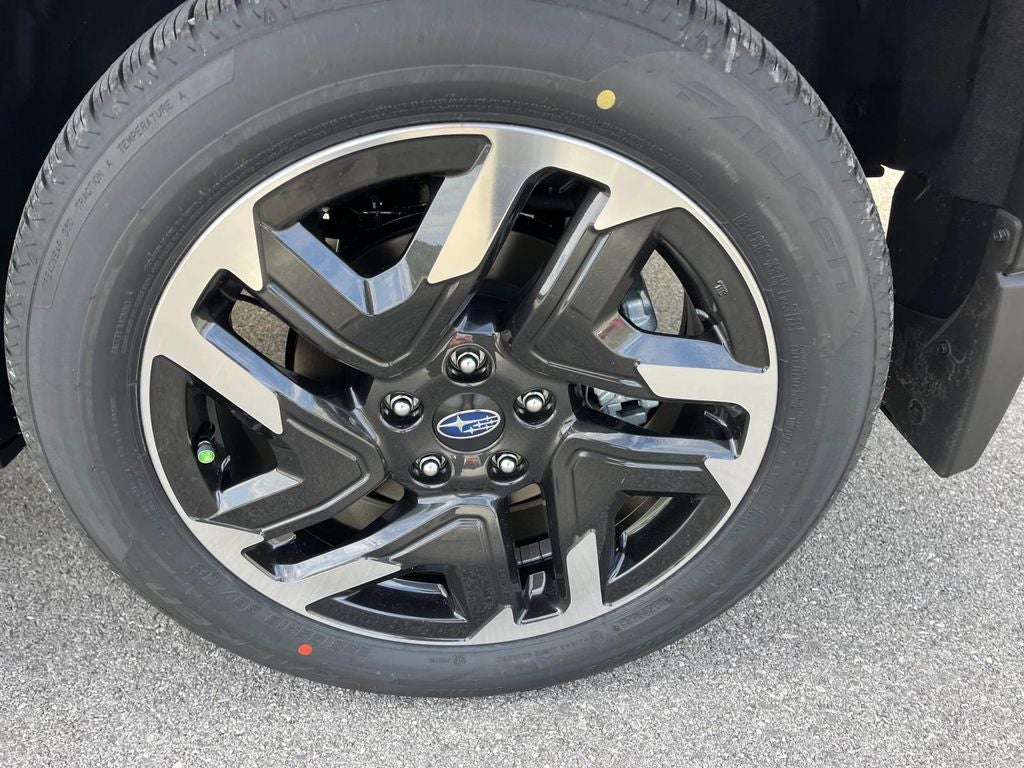 2025 Subaru FORESTER Limited Hybrid