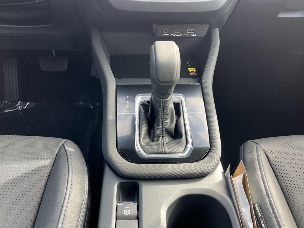 2025 Subaru FORESTER Limited Hybrid