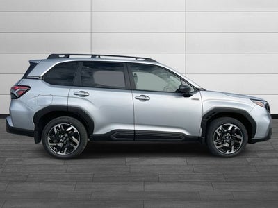 2025 Subaru FORESTER Limited Hybrid