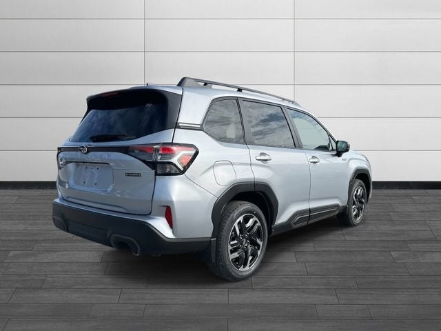 2025 Subaru FORESTER Limited Hybrid