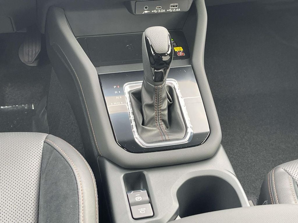 2025 Subaru FORESTER Touring Hybrid