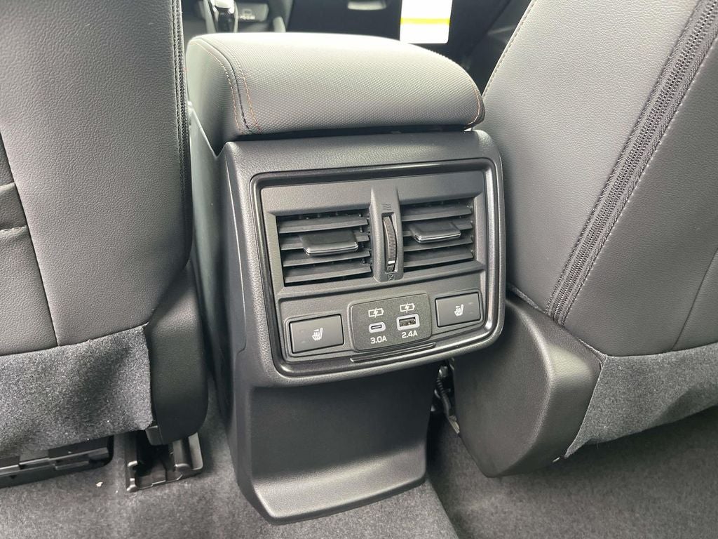 2025 Subaru FORESTER Touring Hybrid