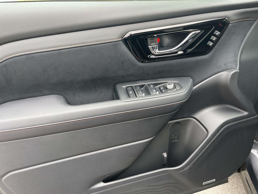 2025 Subaru FORESTER Touring Hybrid