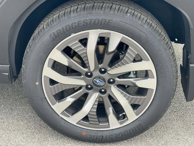 2025 Subaru FORESTER Touring Hybrid