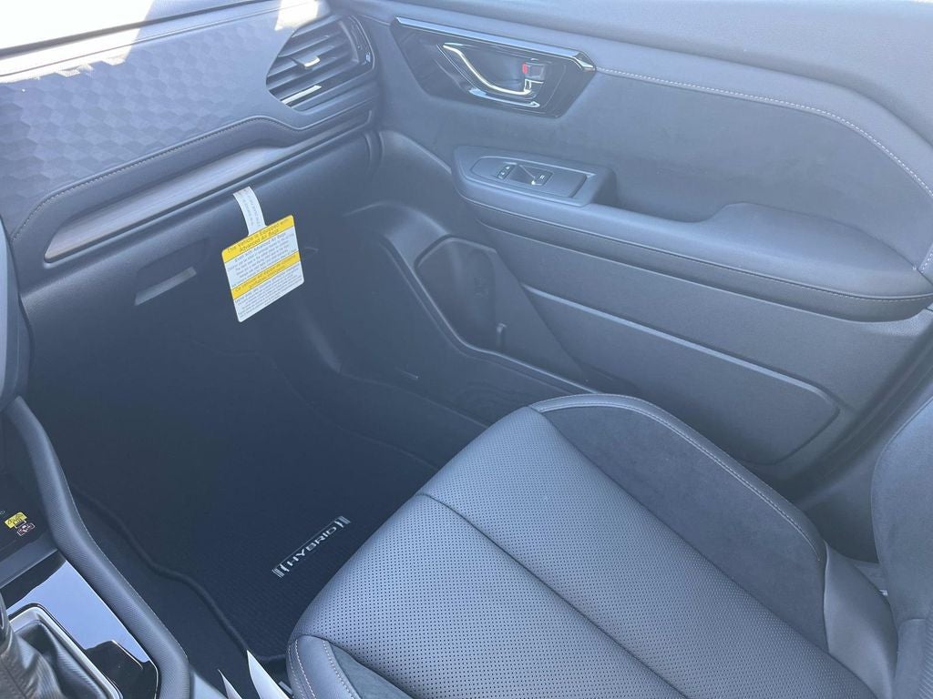 2025 Subaru FORESTER Touring Hybrid