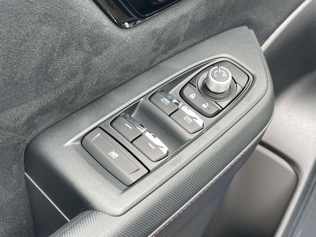 2025 Subaru FORESTER Touring Hybrid