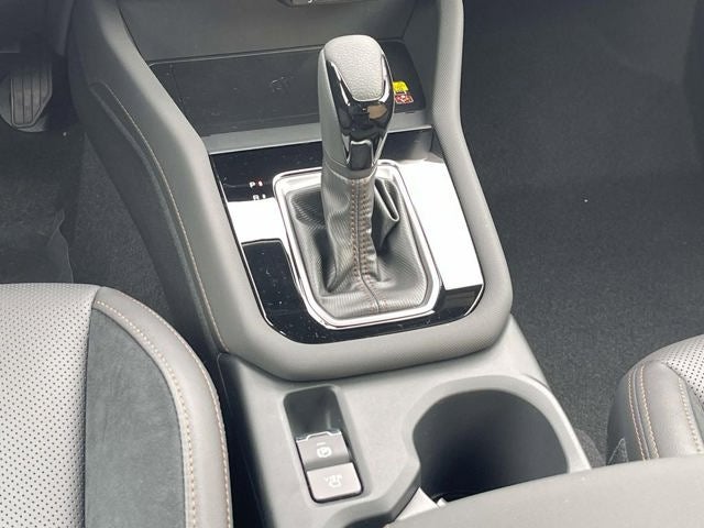 2025 Subaru FORESTER Touring Hybrid