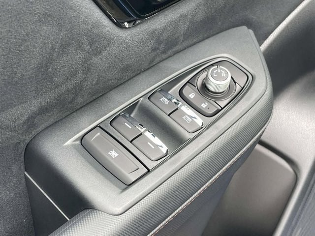 2025 Subaru FORESTER Touring Hybrid